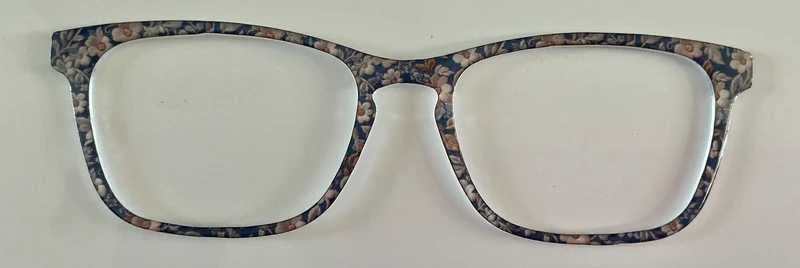 Casper Topper; white flowers on blue