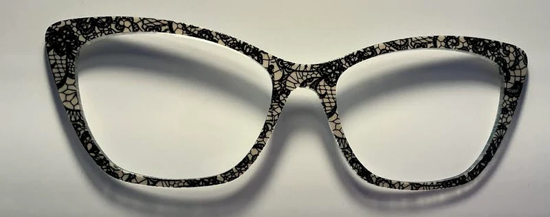 PAIR Wanda Topper; black lace