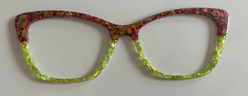 Wanda Topper; red/gold chunky glitter split