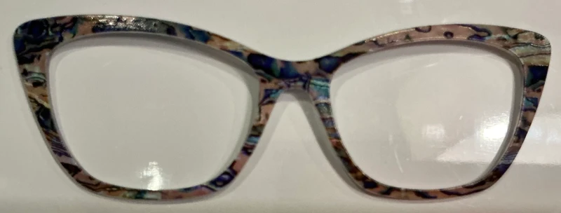 Wanda, blue beige abalone pattern