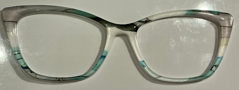 Wanda Topper; gray/blue/white, resined