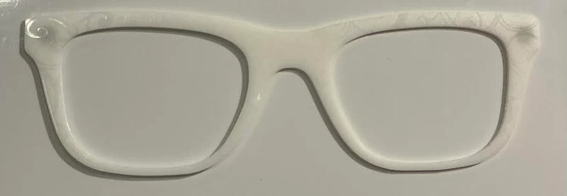 Jessie Topper; white flexi